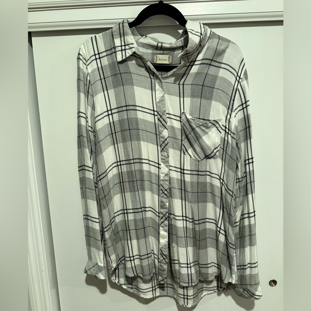 Altar'd State White and Gray Plaid Flannel Super Soft Size Large UGC